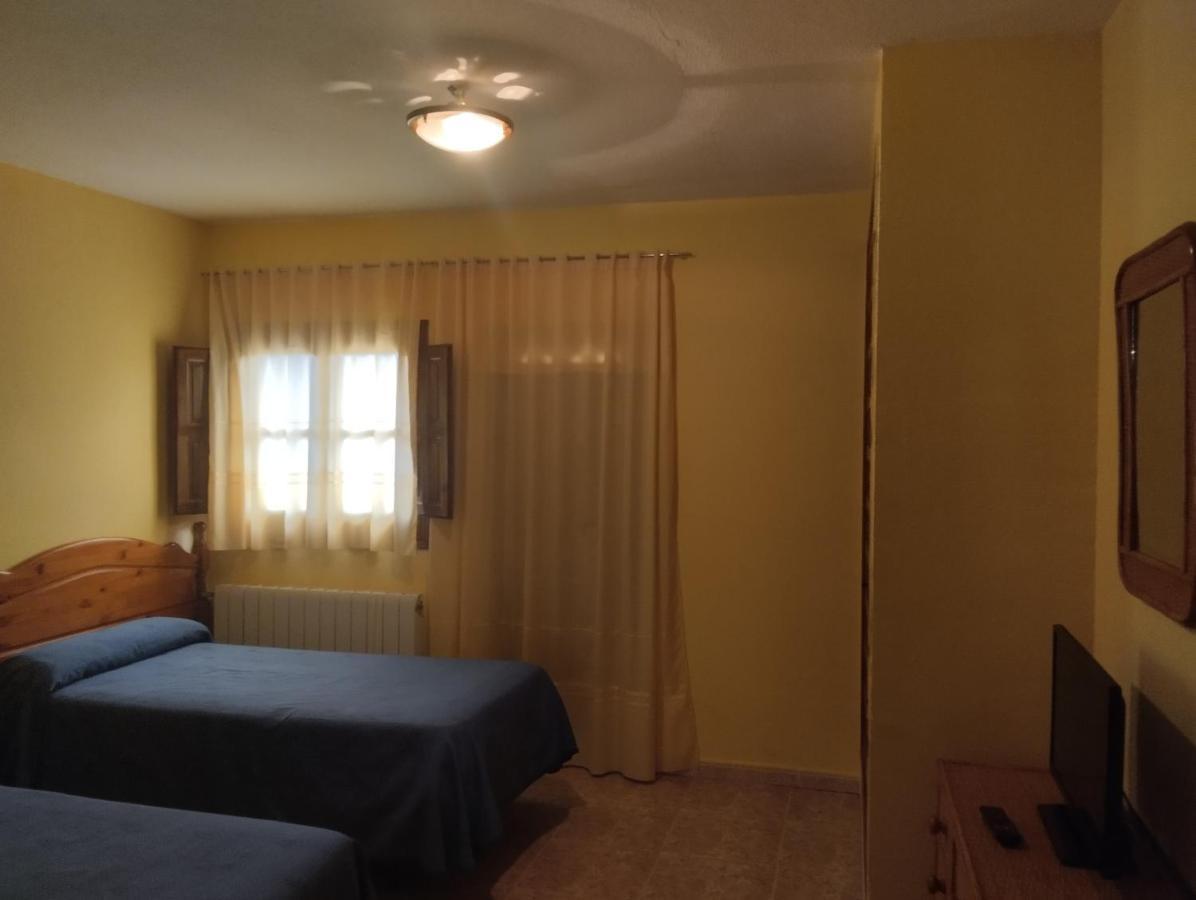 Apartamentos Condado De Miranda Miranda del Castanar Ngoại thất bức ảnh