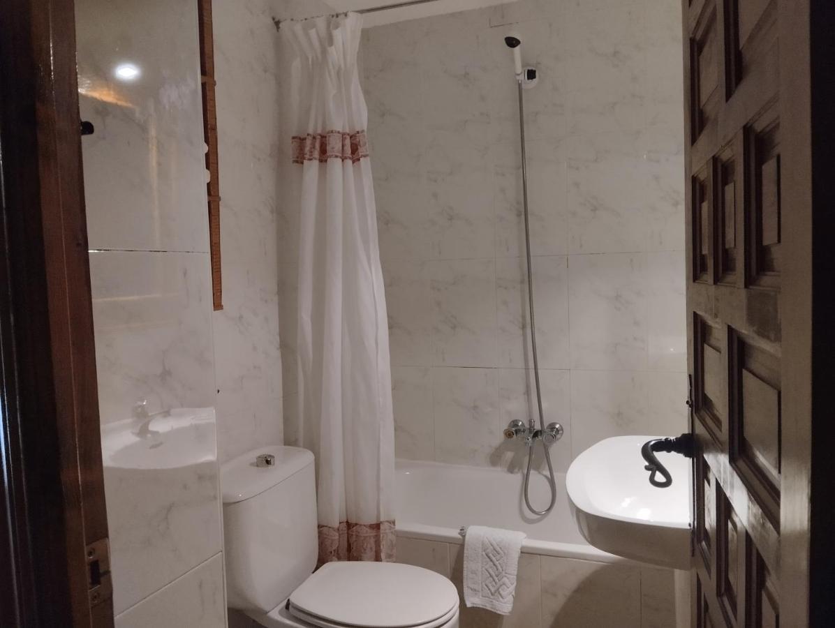 Apartamentos Condado De Miranda Miranda del Castanar Ngoại thất bức ảnh